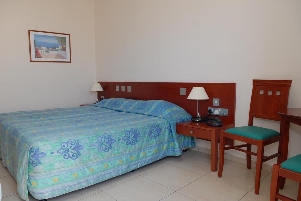 Iris Beach Hotel Protaras Rom bilde